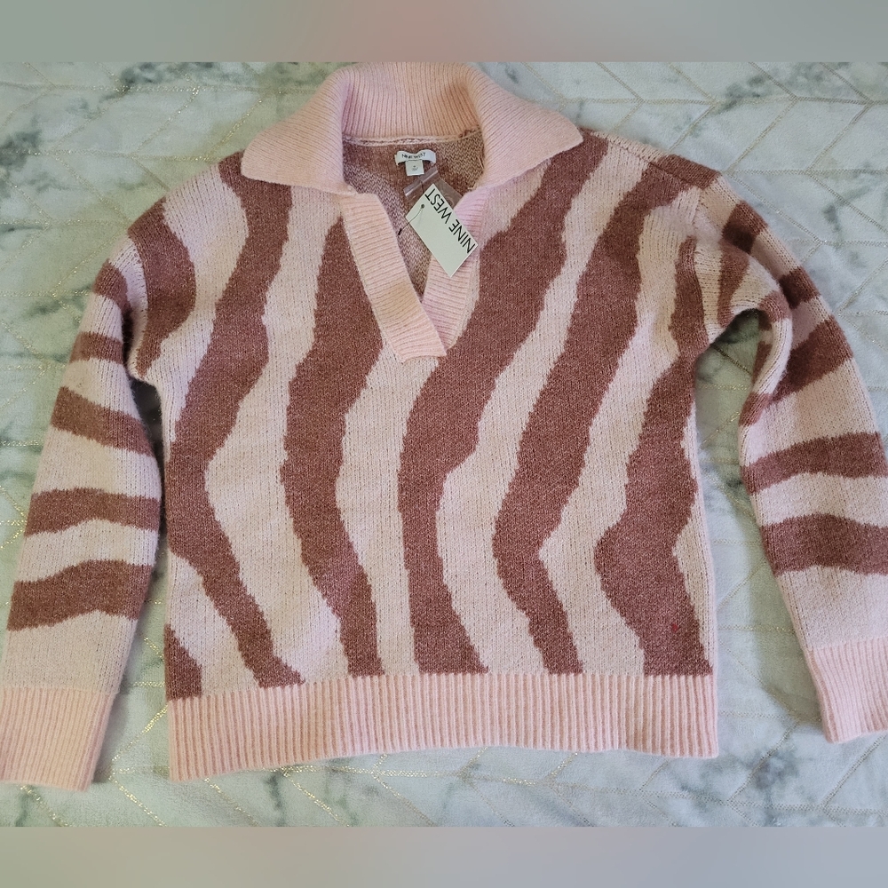 Nine West Pink Zebra Print V-Neck Sweater
